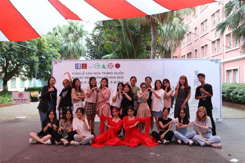 中國文化體驗活動(dòng)現場(chǎng).jpg 中國文化體驗活動(dòng)現場(chǎng).jpg