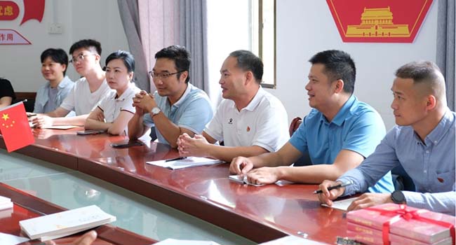 3.座談現場(chǎng)(二).jpg 3.座談現場(chǎng)(二).jpg