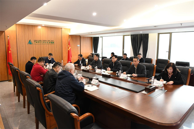 調研座談會(huì )現場(chǎng)（李顯楊攝）.jpg