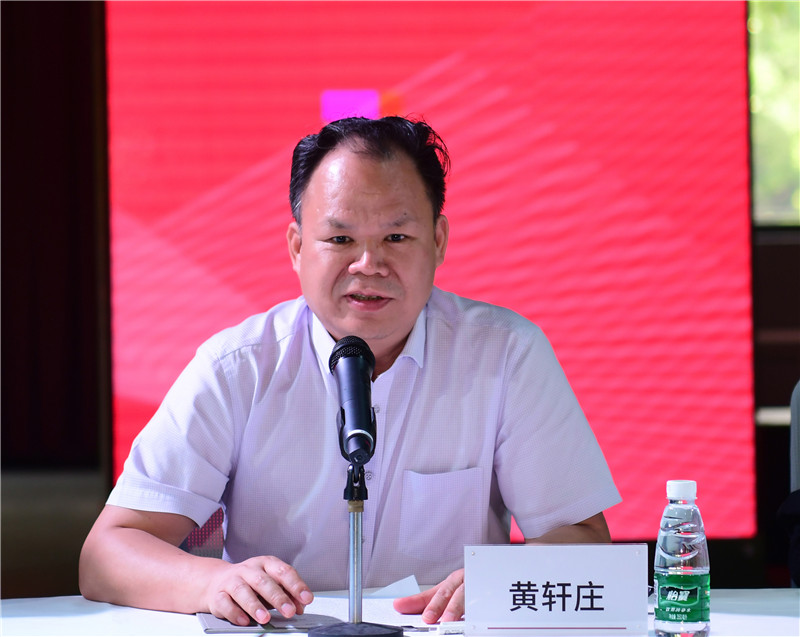 4廣西師范大學(xué)出版社集團黨委書(shū)記、董事長(cháng) 黃軒莊致辭2（秦念 攝）.JPG
